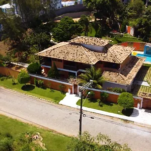 Сasa de vacaciones Belíssima Casa Com Extensa área Externa - Piscina, Sauna, Churrasqueira E Campo De Futebol - Com 5 Suítes E A 500 Metros Da Rua Pedras, Búzios